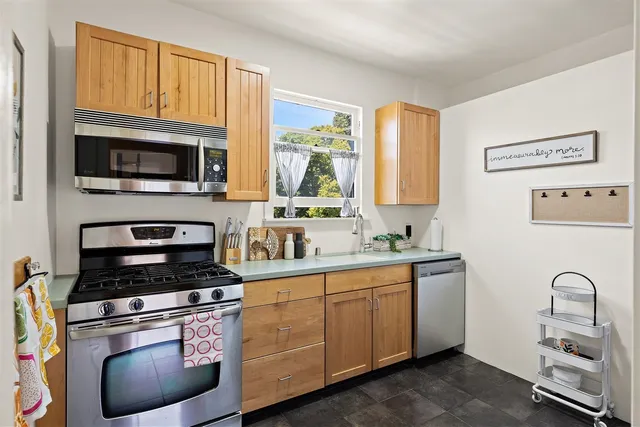 $549,000 | 2611 Piedmont Avenue, Unit 4, Berkeley, CA 94704