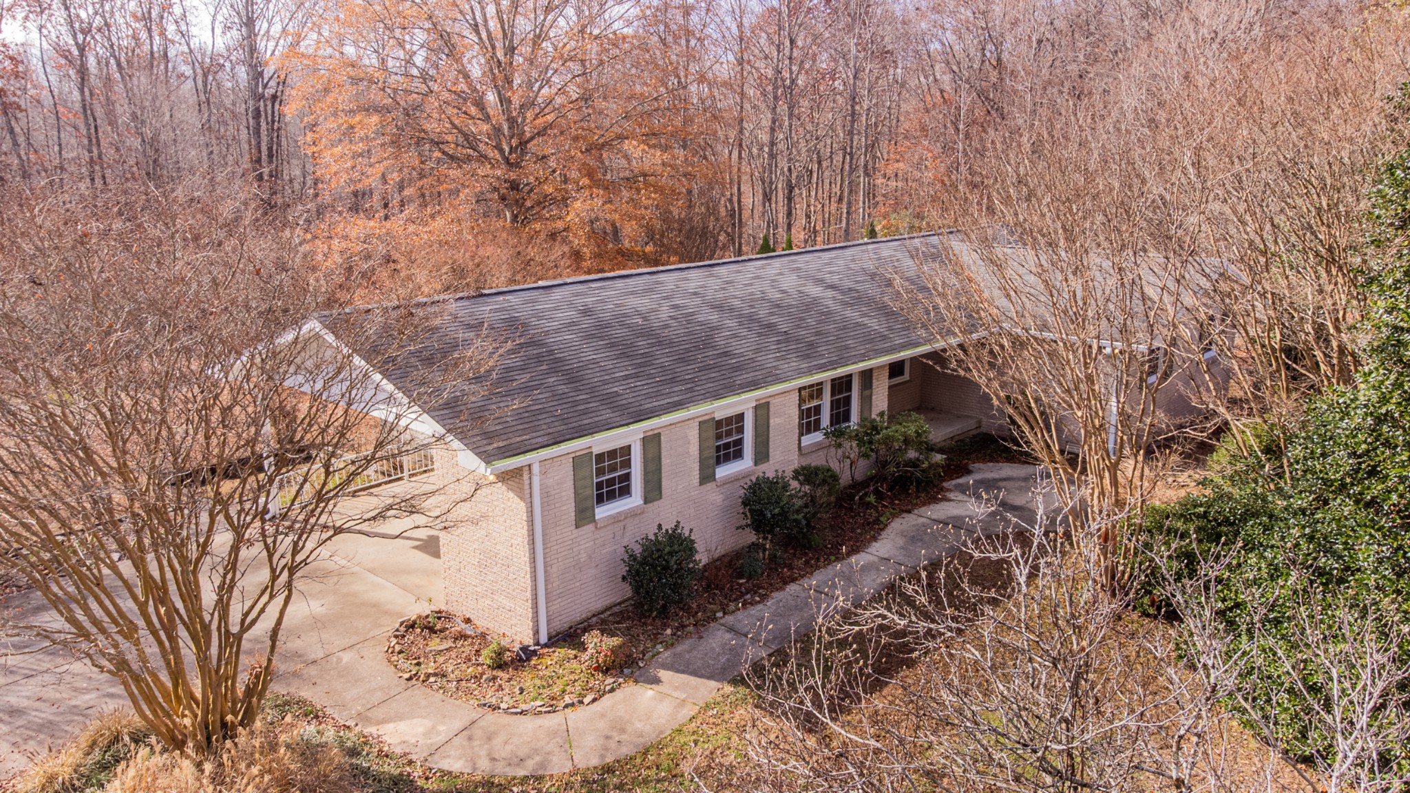 3024 Ivey Point Road Goodlettsville, TN 37072 - Photo 6 of 52 Gallery Image 6