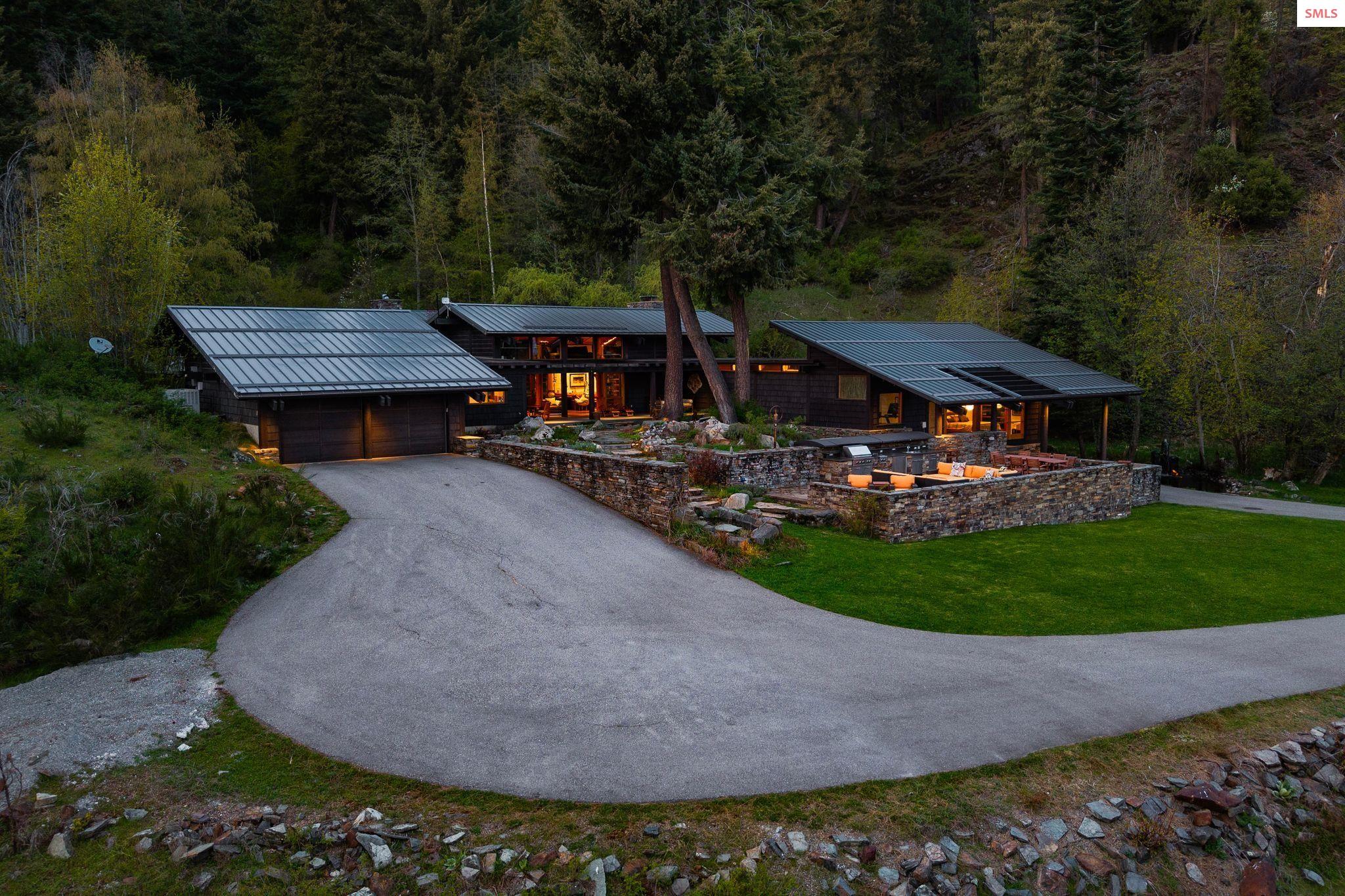 825 Winter Rdg Road Hope, ID 83836 - Photo 8 of 90