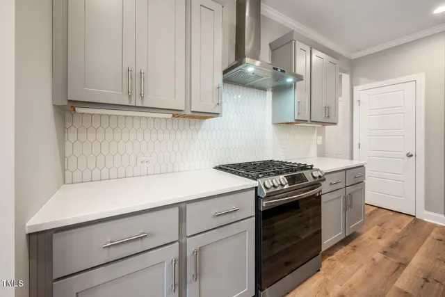 $764,900 | 190 Whistlers Cove, Louisburg, NC 27549