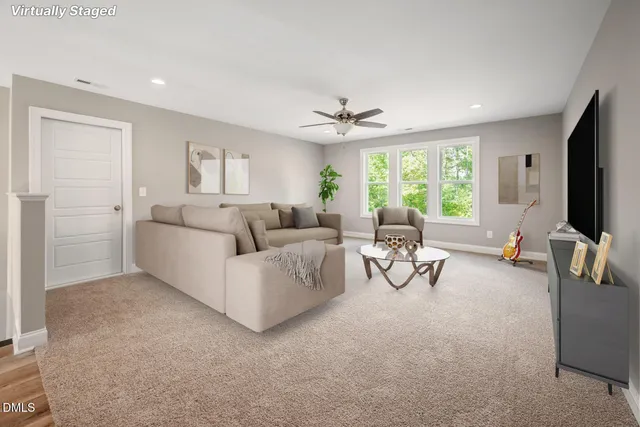 $764,900 | 190 Whistlers Cove, Louisburg, NC 27549