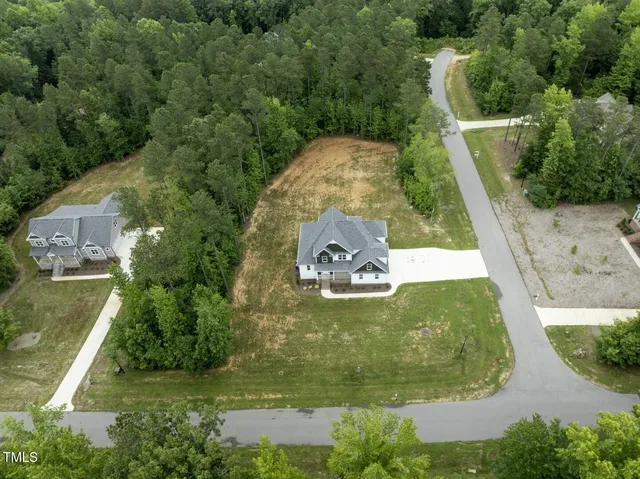 $764,900 | 190 Whistlers Cove, Louisburg, NC 27549