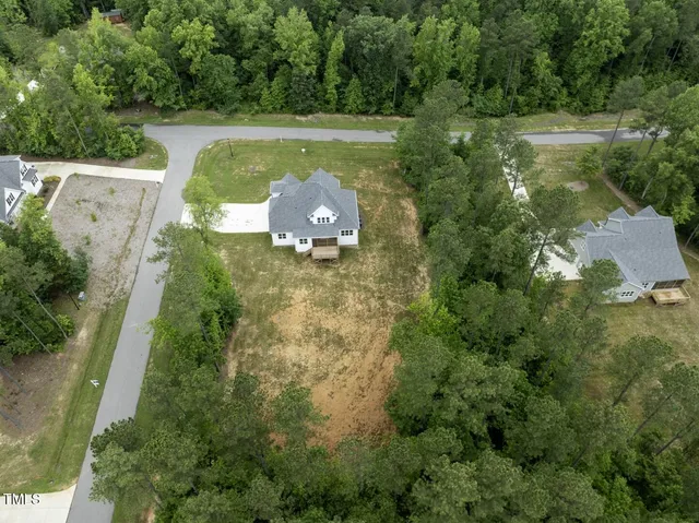 $764,900 | 190 Whistlers Cove, Louisburg, NC 27549