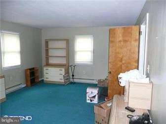 703 Tollgate Road Quakertown, PA 18951 - Photo 5 of 12 Gallery Image 5