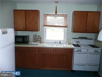 703 Tollgate Road Quakertown, PA 18951 - Photo 8 of 12 Gallery Image 8