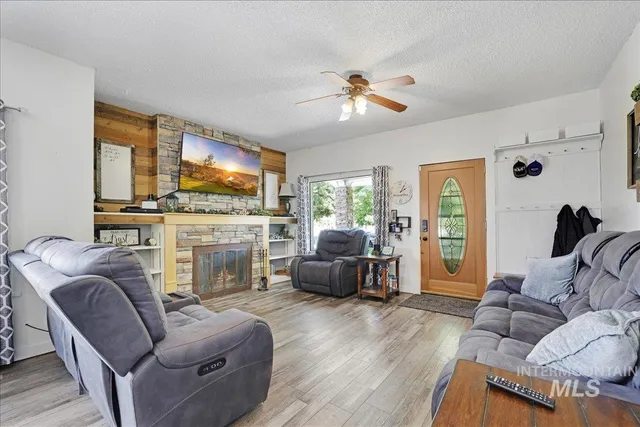 $405,000 | 1610 Burton Avenue, Burley, ID 83318