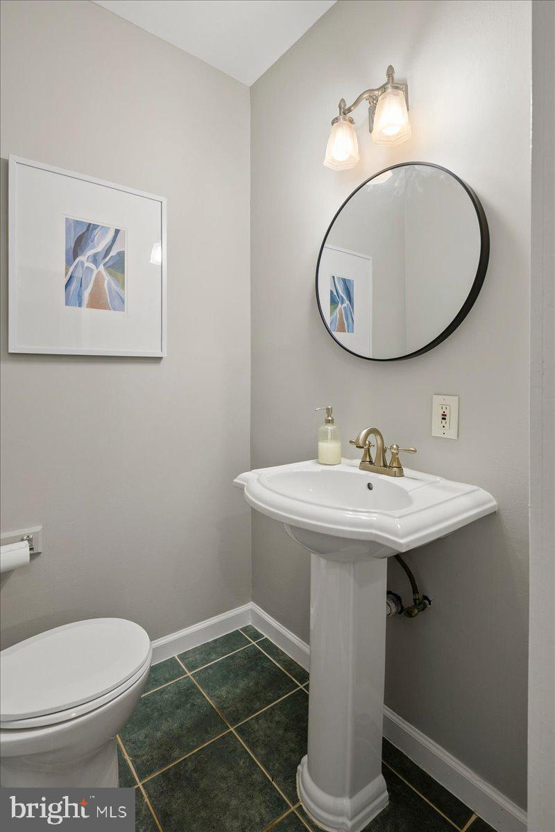 1850 Park Road Northwest Washington, DC 20010 - Photo 11 of 54 Gallery Image 11