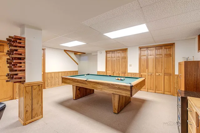 $400,000 | 619 North California Avenue, Mundelein, IL 60060