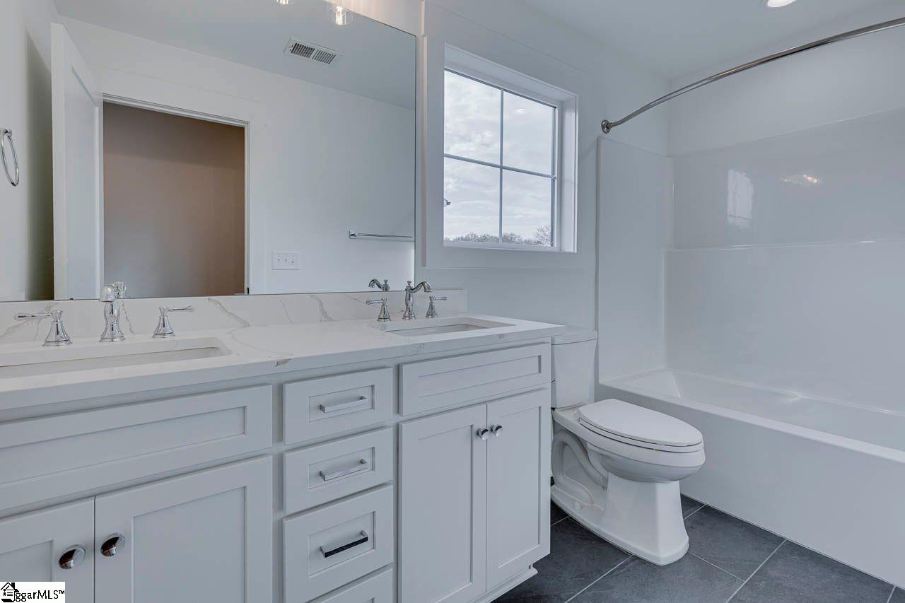 35 Endel Street Greenville, SC 29611 - Photo 11 of 19