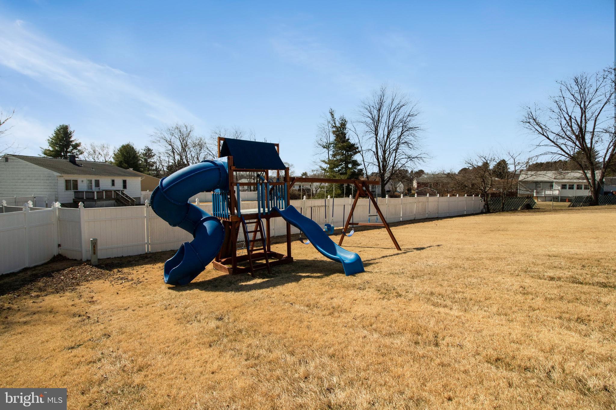 8803 Selina Road Randallstown, MD 21133 - Photo 47 of 53 Back yard