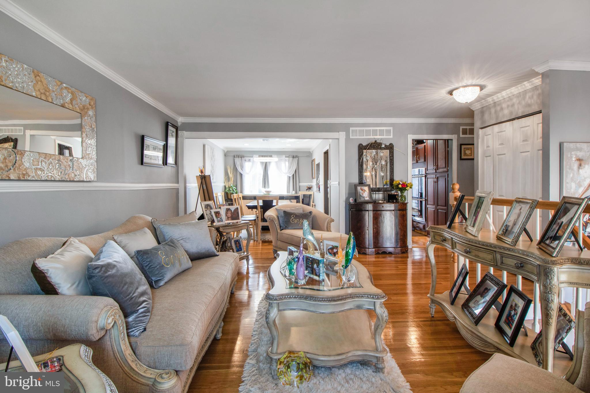 8803 Selina Road Randallstown, MD 21133 - Photo 5 of 53 Living Room w/ Dining View