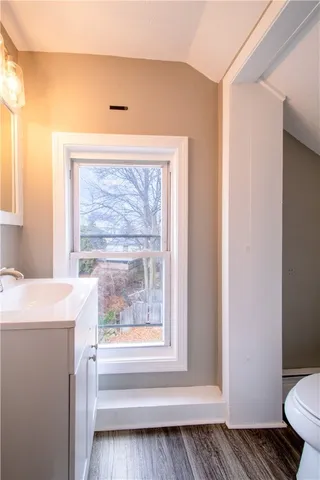 $2,600 | 216 Maplewood Avenue, Cranston, RI 02920