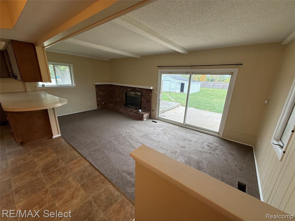 3040 West Hill Road Flint, MI 48507 - Photo 6 of 24