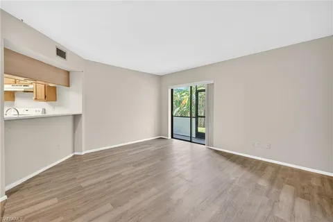 $130,000 | 9635 Eaton Gardens Lane, Unit 104, Fort Myers, FL 33919
