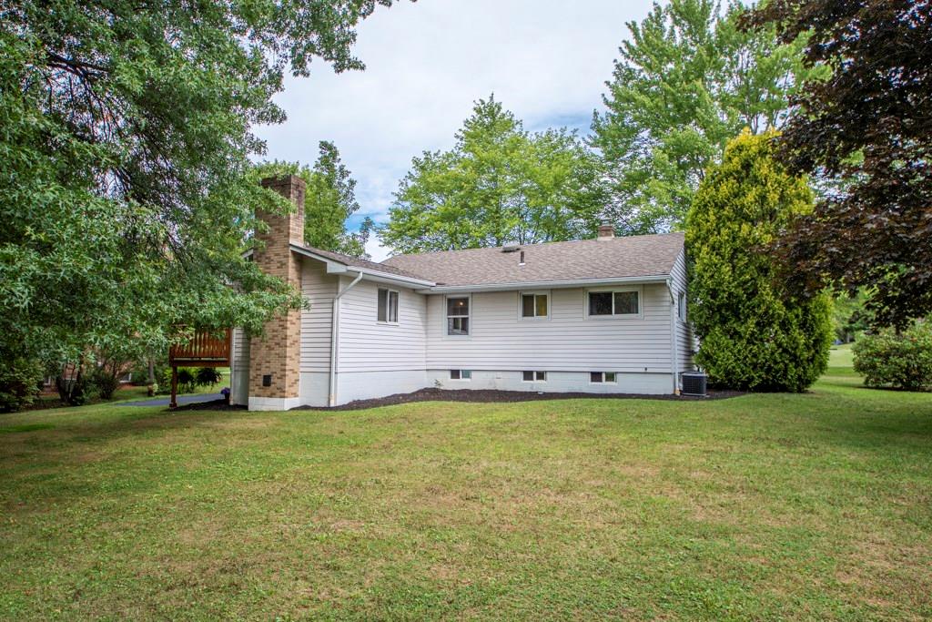 213 Middle Trail Butler, PA 16002 - Photo 24 of 25