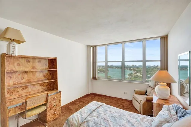 $410,000 | 7441 Wayne Avenue, Unit 10C, Miami Beach, FL 33141
