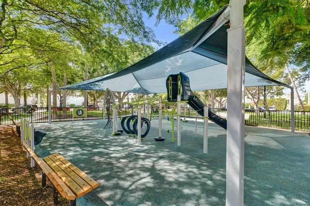 $399,000 | 7441 Wayne Avenue, Unit 10C, Miami Beach, FL 33141