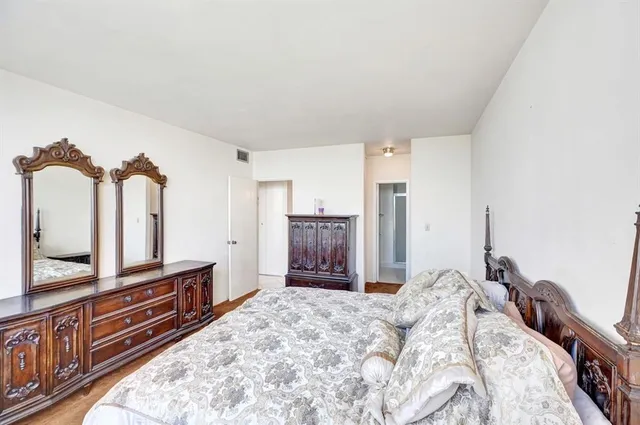 $410,000 | 7441 Wayne Avenue, Unit 10C, Miami Beach, FL 33141