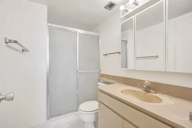 $410,000 | 7441 Wayne Avenue, Unit 10C, Miami Beach, FL 33141