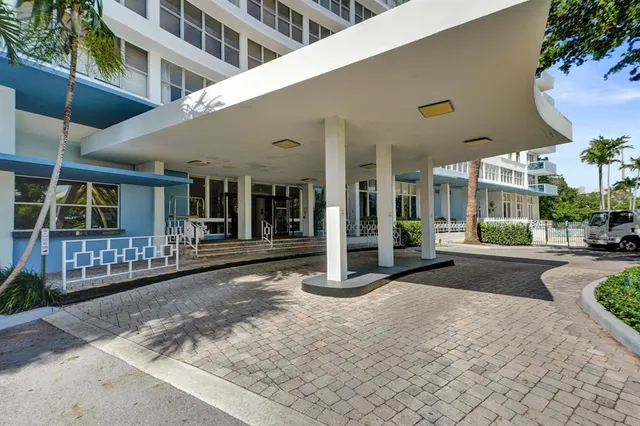 $410,000 | 7441 Wayne Avenue, Unit 10C, Miami Beach, FL 33141