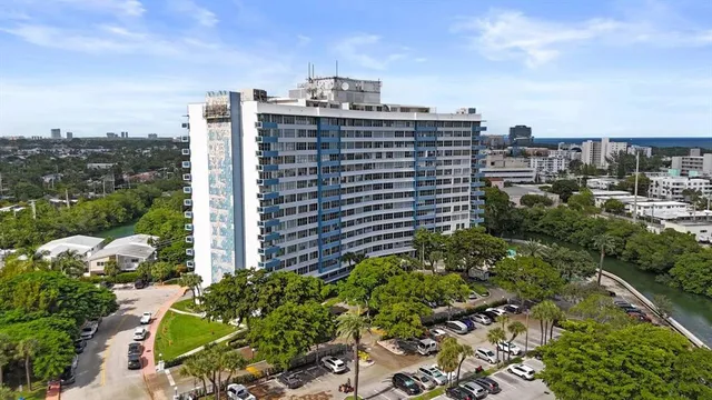 $410,000 | 7441 Wayne Avenue, Unit 10C, Miami Beach, FL 33141