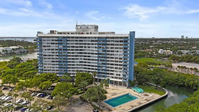 $410,000 | 7441 Wayne Avenue, Unit 10C, Miami Beach, FL 33141