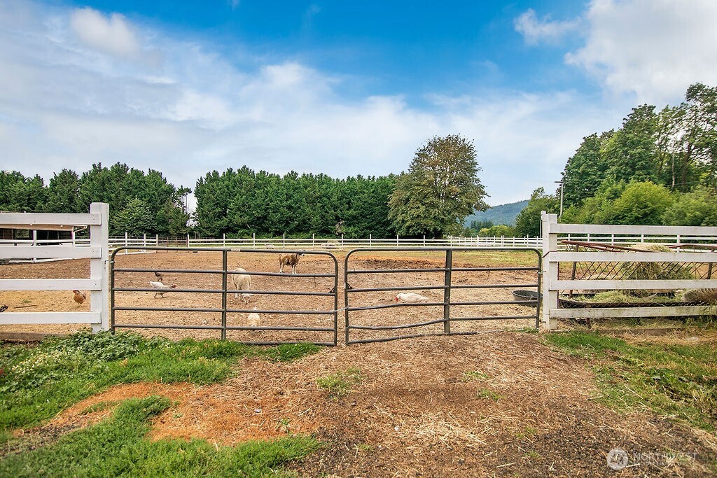 11845 School Land Road Southwest Rochester, WA 98579 - Photo 31 of 40 Gallery Image 31