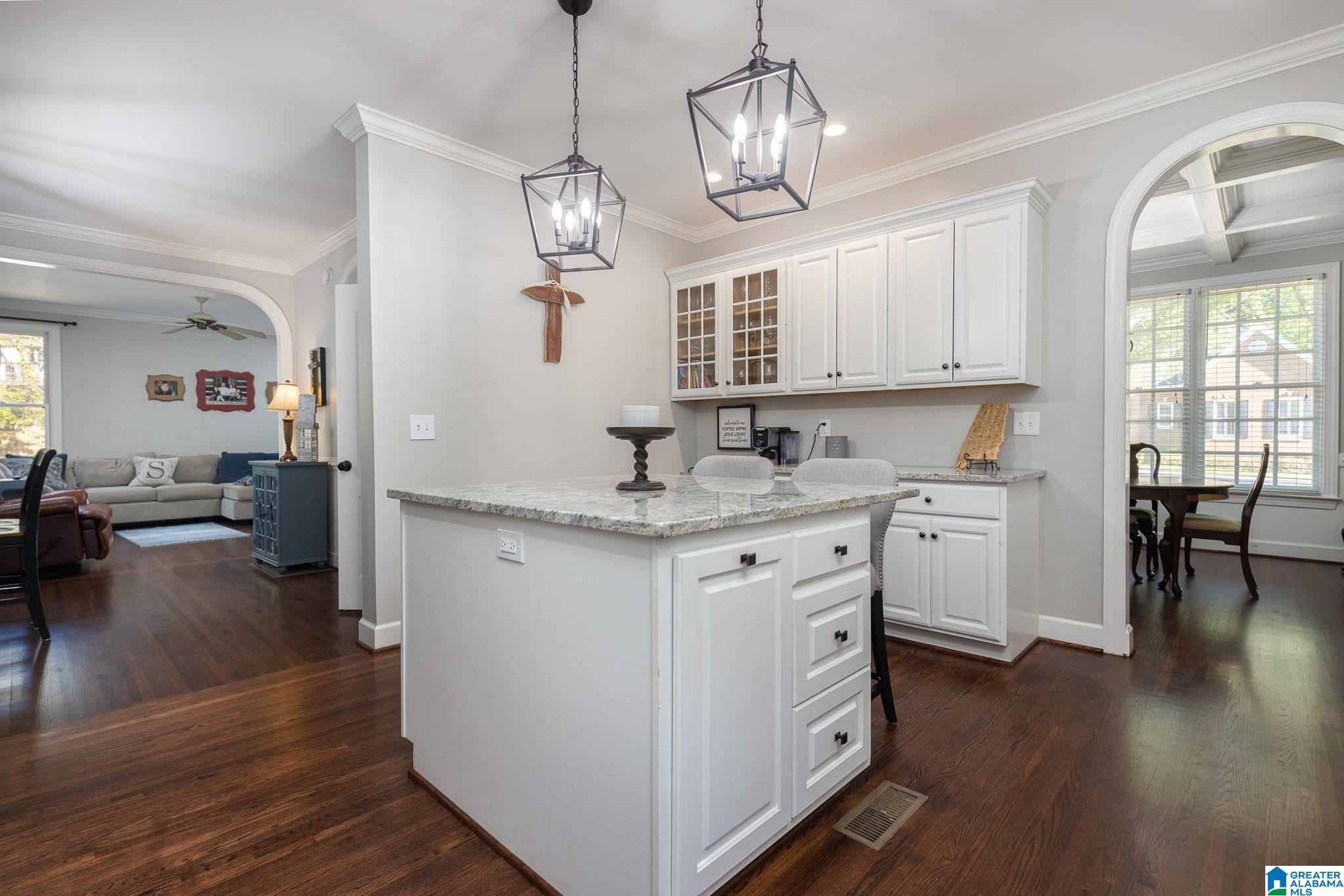 156 Maple Trace Birmingham, AL 35244 - Photo 8 of 37