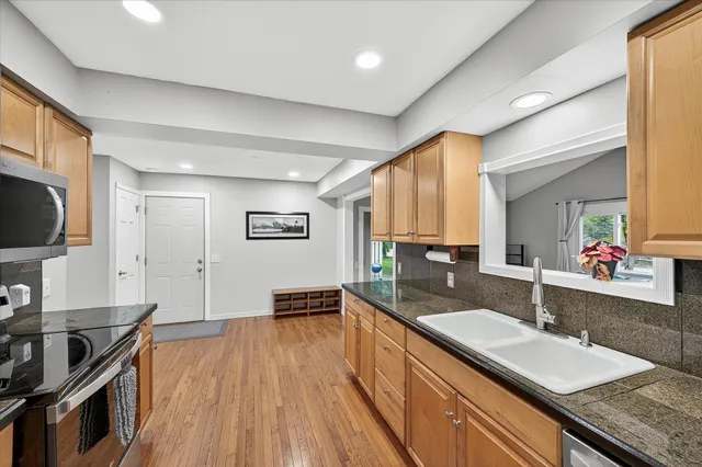 $389,900 | 11308 Kentucky Avenue North, Champlin, MN 55316