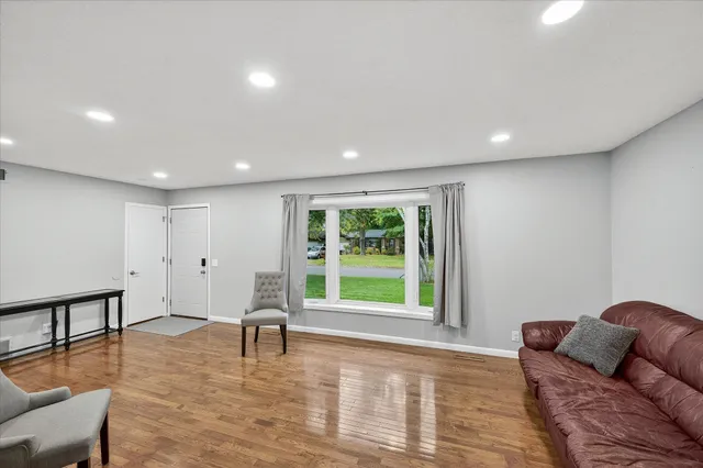 $389,900 | 11308 Kentucky Avenue North, Champlin, MN 55316