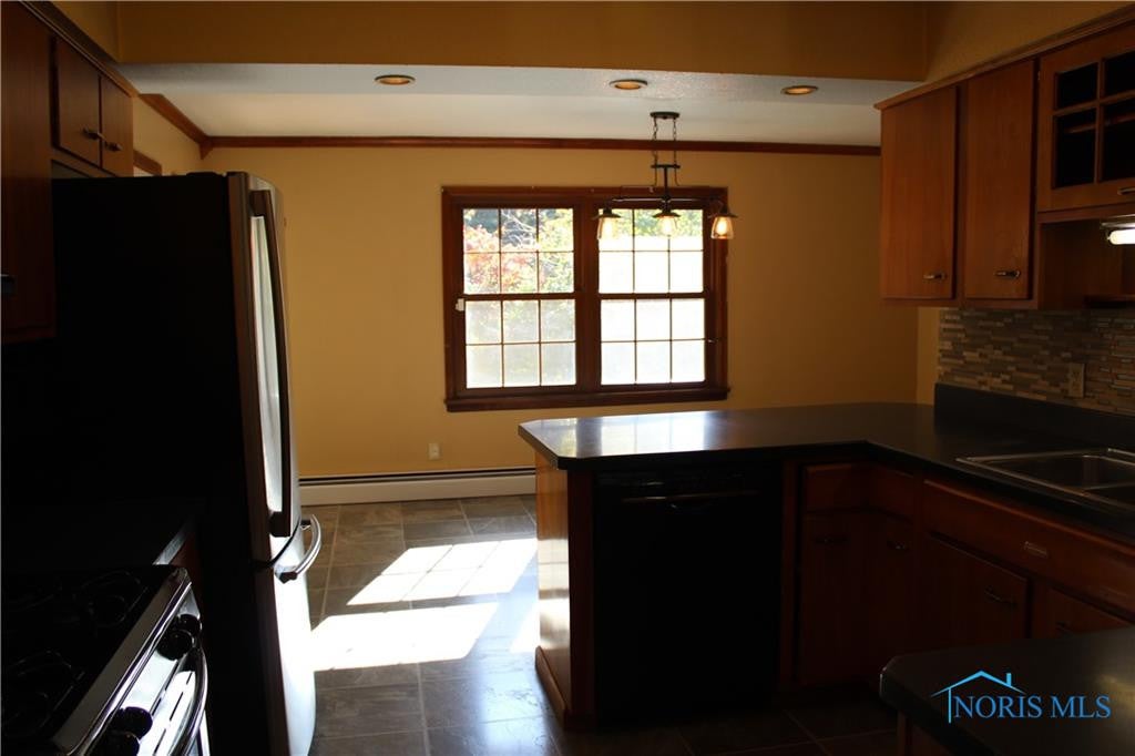 6006 Flanders Road Sylvania, OH 43560 - Photo 13 of 21 Gallery Image 13