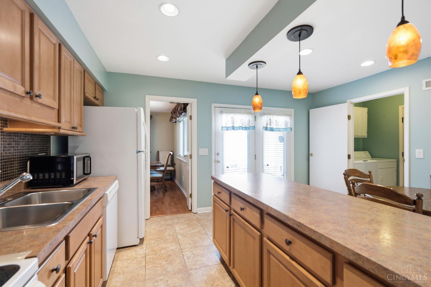 2 Boxwood Court Springdale, OH 45246 - Photo 16 of 53