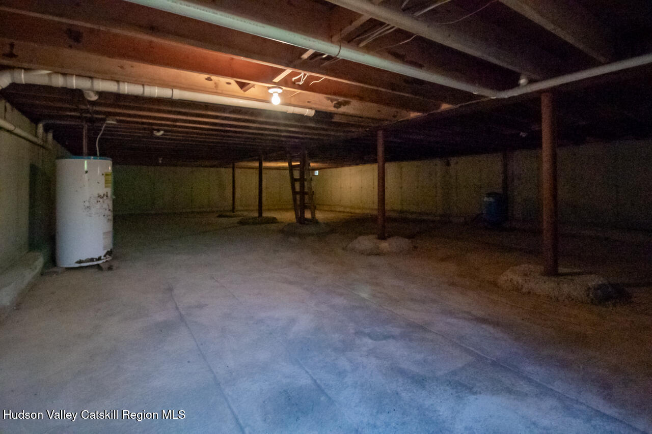 140 Stillerberg Strada Kerhonkson, NY 12446 - Photo 33 of 34 a view of empty room