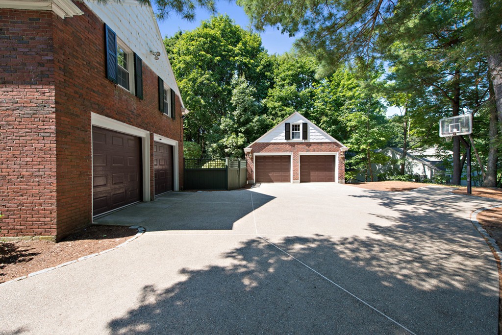 142 Neshobe Road Newton, MA 02468 - Photo 5 of 29 a house view with a outdoor space