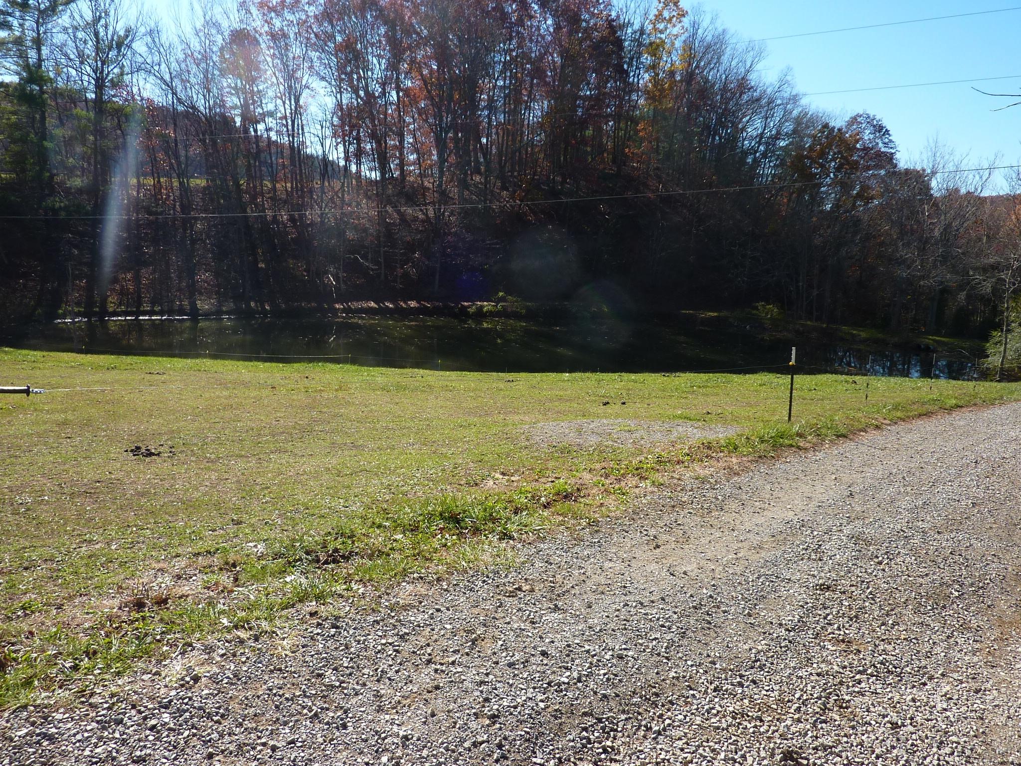 6422 Meacham Road Salem, VA 24153 - Photo 3 of 23 P1030032