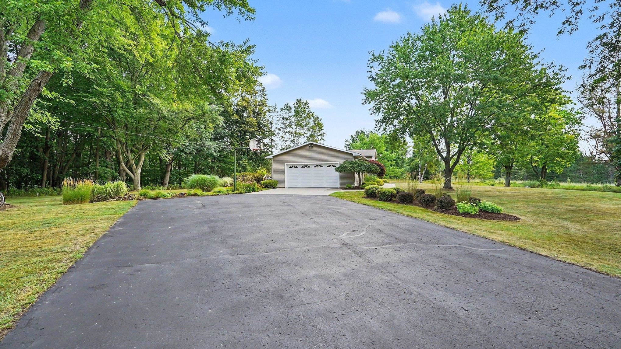 1492 West Blue Grass Road Mount Pleasant, MI 48858 - Photo 5 of 49 1950308-667ec950-6101-4304-b54f-7f0a90c6bcf8.JPG