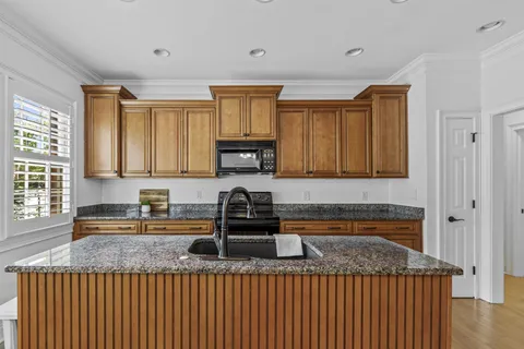 $444,900 | 228 Westchase Drive, Nashville, TN 37205