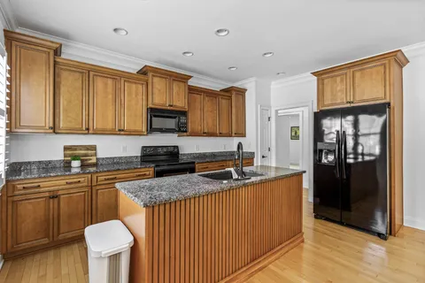 $444,900 | 228 Westchase Drive, Nashville, TN 37205