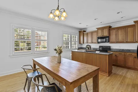 $444,900 | 228 Westchase Drive, Nashville, TN 37205