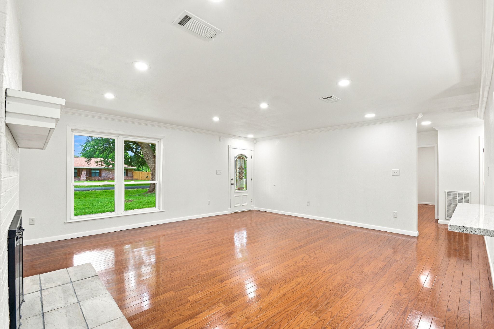 12211 3rd Street Santa Fe, TX 77510 - Photo 10 of 44