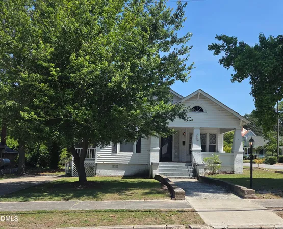 $299,900 | 317 South 4th Street, Smithfield, NC 27577