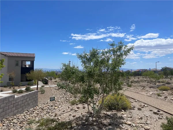 $2,745 | 11593 Cedar Shore Avenue, Las Vegas, NV 89138