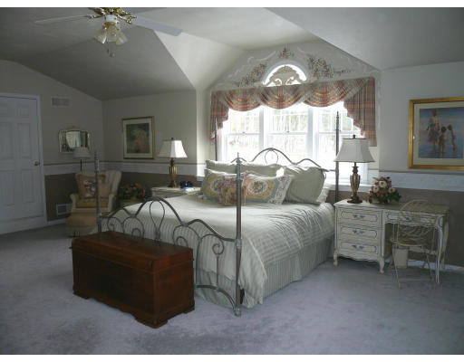 43 Powder Hill Road Bolton, MA 01740 - Photo 16 of 30 Gallery Image 16