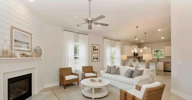 $361,470 | 664 Alley Oak Lane, Unit 372, Freeport, FL 32439