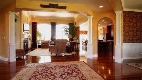 6 North 42nd Road Mendota, IL 61342 - Photo 2 of 25 a living room with furniture and wooden floor