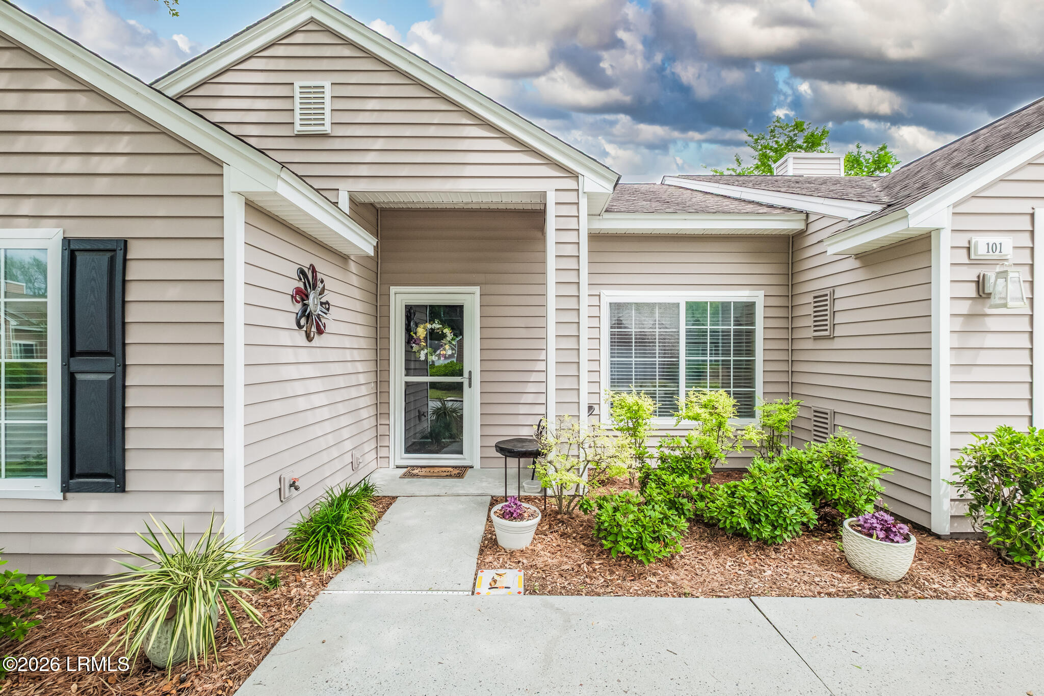 101 Arango Court Bluffton, SC 29909 - Photo 26 of 31 101 Arango Ct_MLS_04