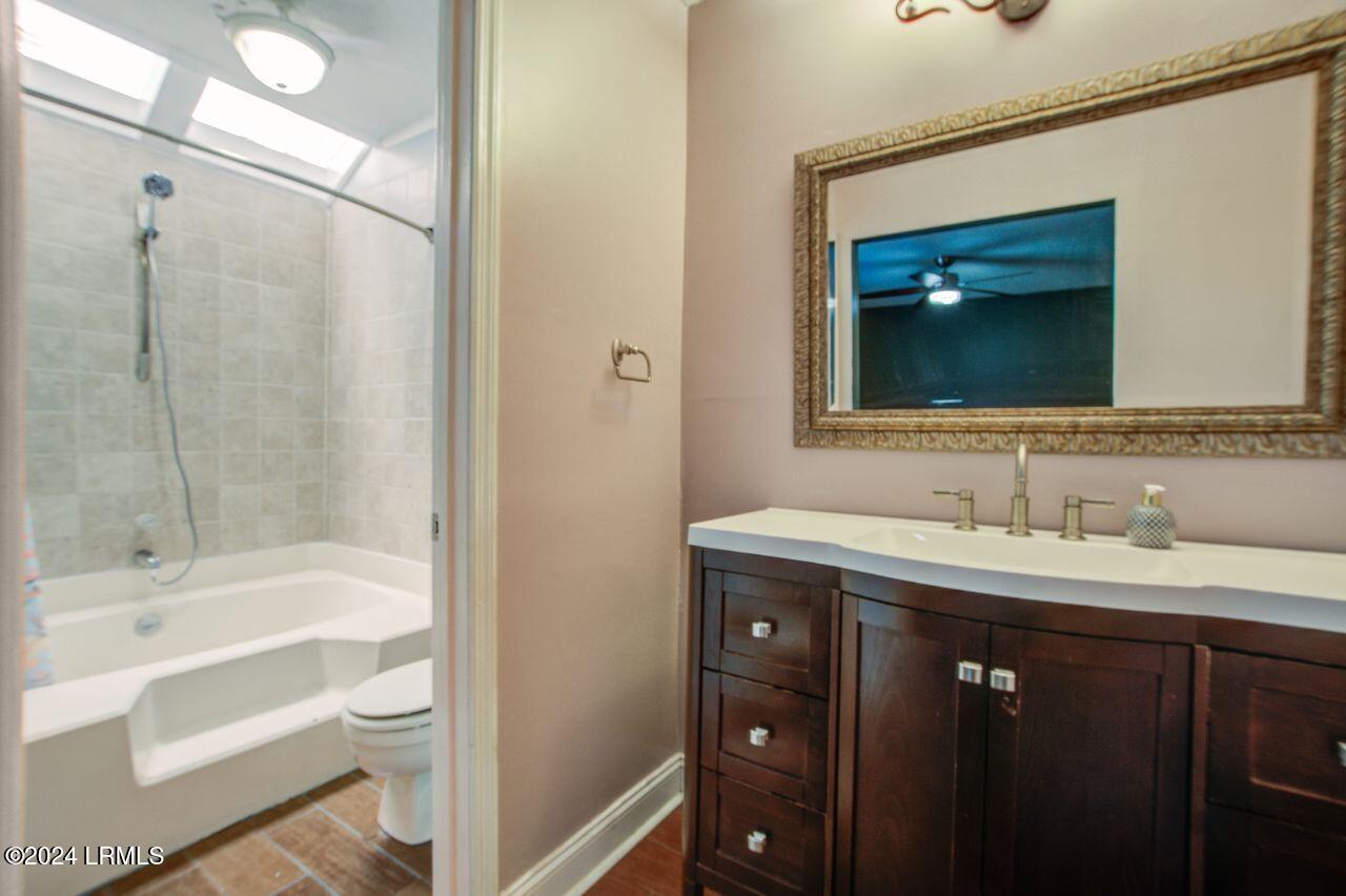 9518 One Notch Road Ladson, SC 29456 - Photo 20 of 34 Primary Bathroom