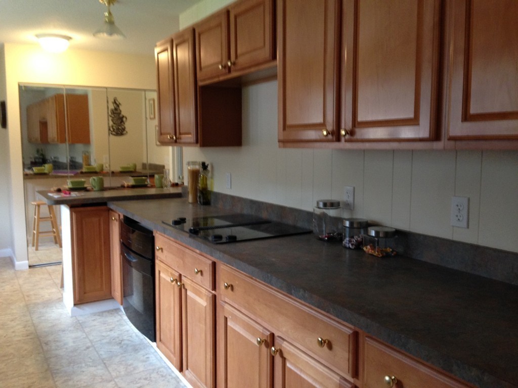 33 Hillside Road Montague, MA 01351 - Photo 7 of 28