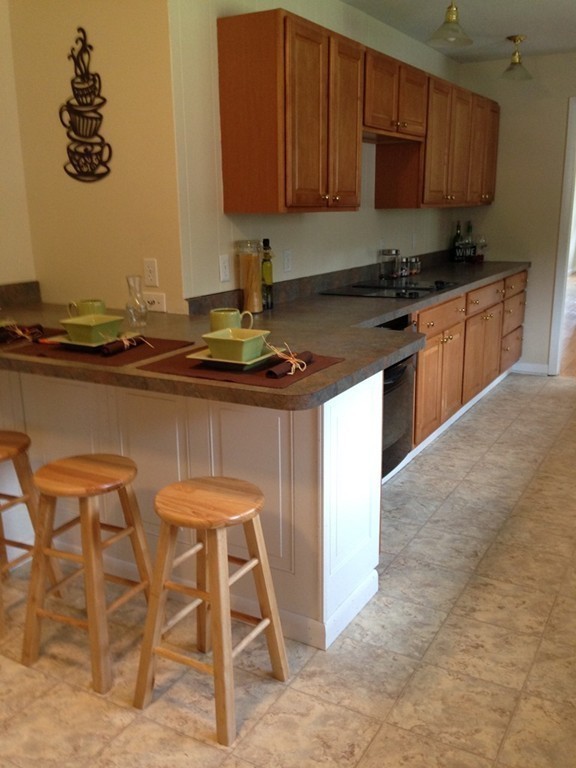33 Hillside Road Montague, MA 01351 - Photo 9 of 28