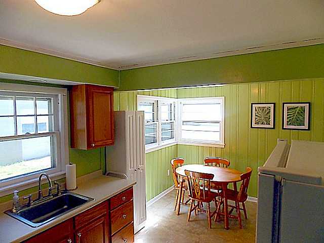 342 Britton Road Greece, NY 14616 - Photo 10 of 20 Kitchen